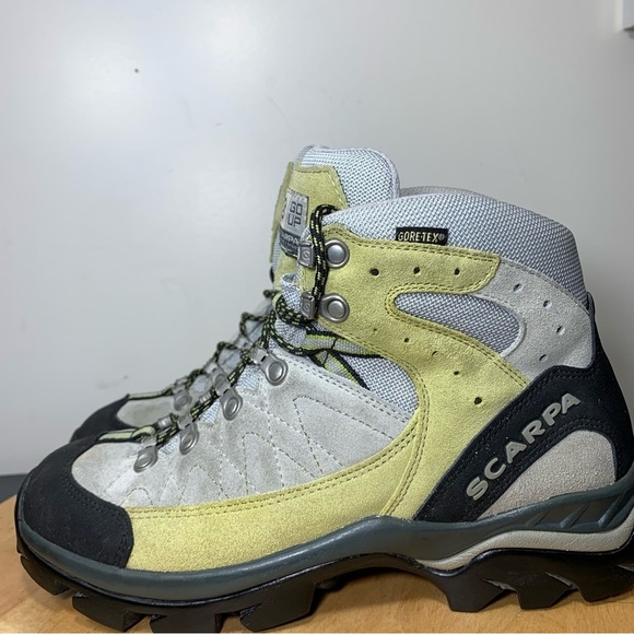 Scarpa Kailash GTX Hiking Boots Sz 40 EU W8.5/M7.5 Suede Gray Mountain Gorpcore - Picture 5 of 16